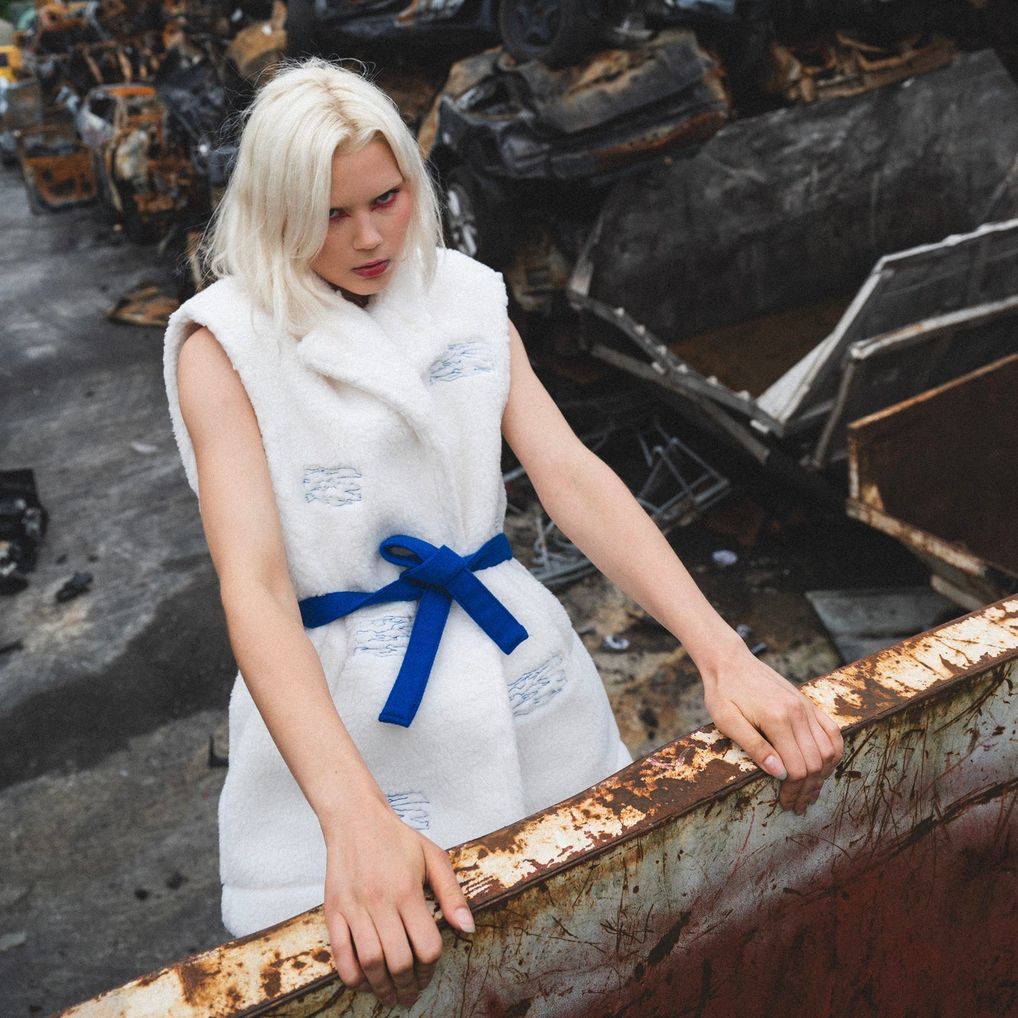 ALYA synthetic shearling sleeveless jacket